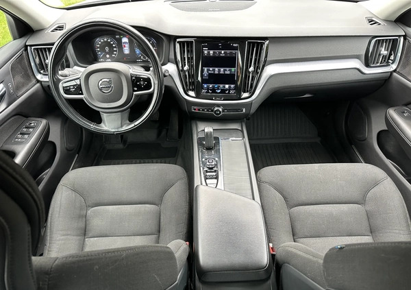 Volvo V60 Cross Country cena 127700 przebieg: 143500, rok produkcji 2021 z Płock małe 781